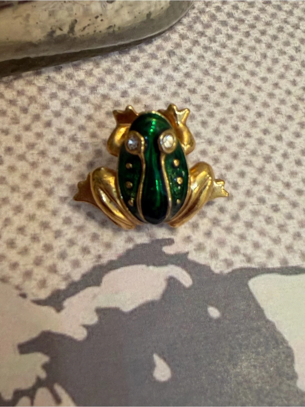Avon Vintage Nature’s Garden Gold & Green Frog Pin/Brooch